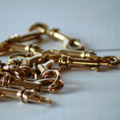 KARABIJNHAKEN & MUSKETONS