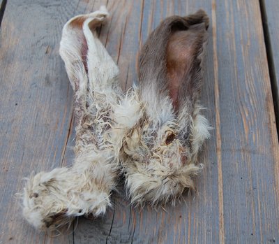 Konijnenoren met vacht | zak 150 gram