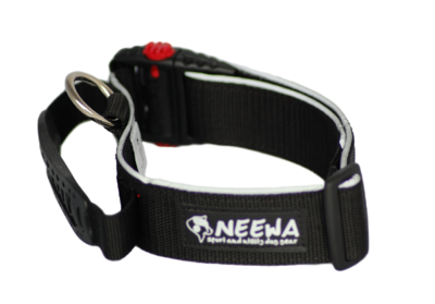 Halsband met handvat